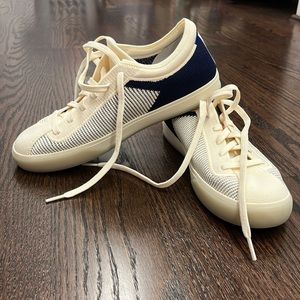 Rothy’s Womens lace up sneaker.